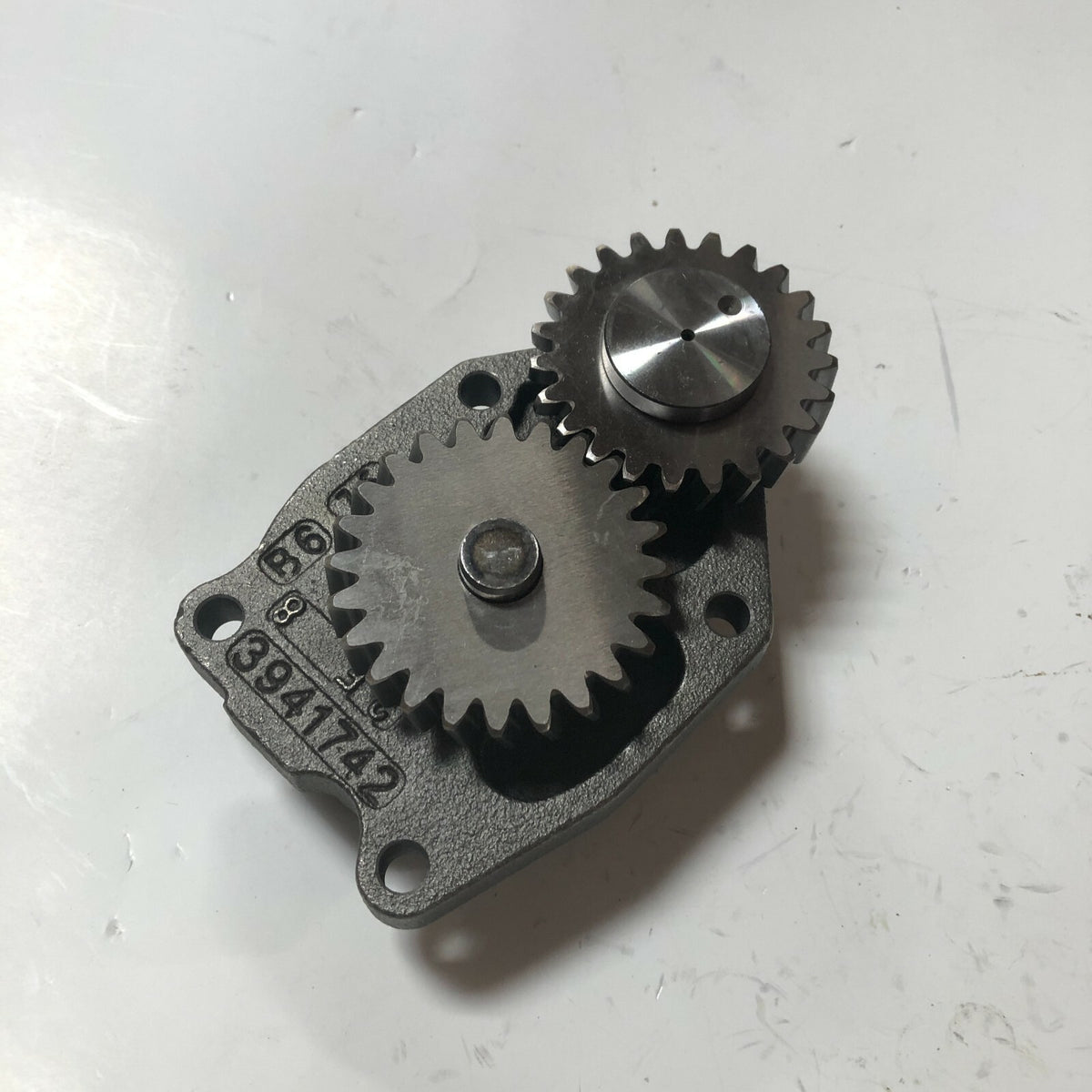 Ym129908-32060 129908-32060 Oil Pump Fits For Yanmar 4Tnv98 4Tne98 4D98E 29Teeth