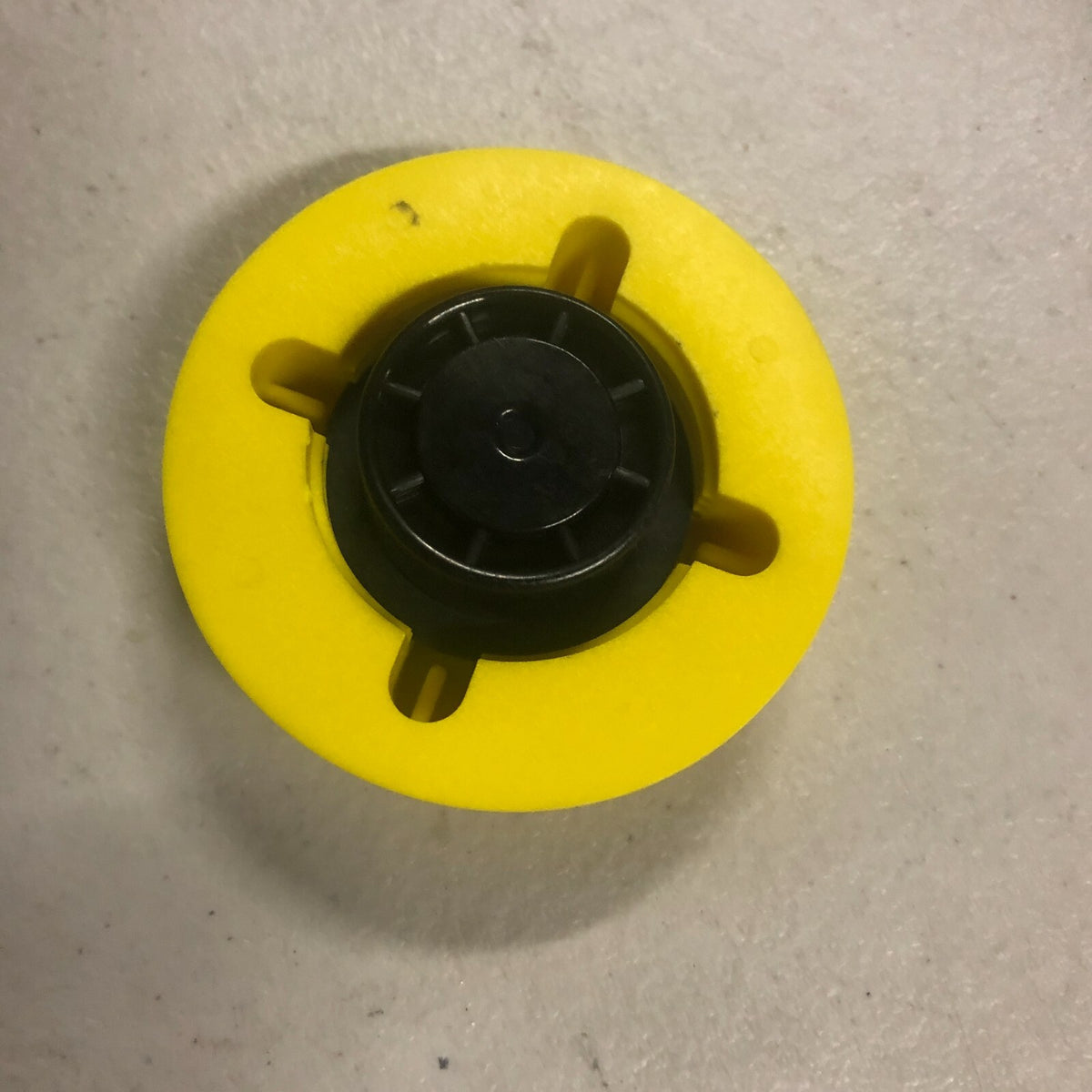 Voe14880445 Voe14625688 Hyd Tank Cap Fits Volvo Ec380D Ec480D Ec380E Ec480E