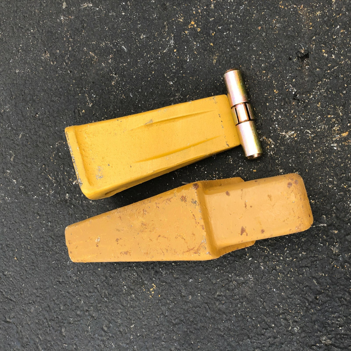 https://i.ebayimg.com/00/s/MTYwMFgxNjAw/z/Z50AAOSwUf9do9y0/$_57.JPG?set_id=8800005007