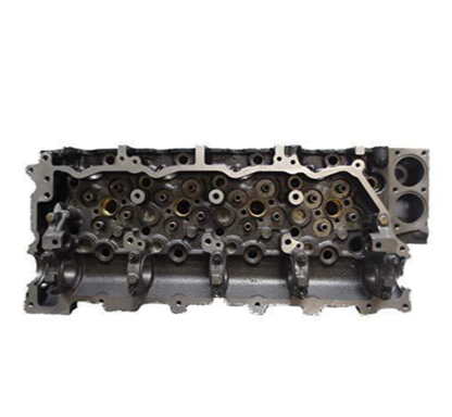 Cylinder Head for 700P Truck ZX200 240 270 SH200 NPR ZAX230 ZAX240-3 ZAX25 4HK1